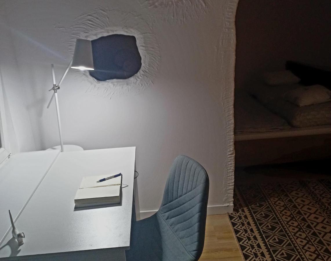 Nice Apartament With Small Tub Varşovia Exterior foto